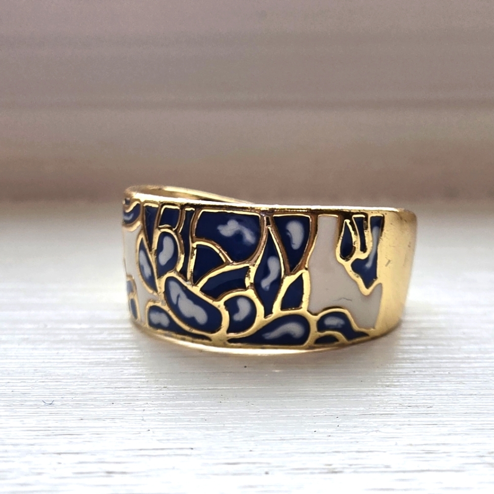 Artistic Gold Ring with Blue Enamel